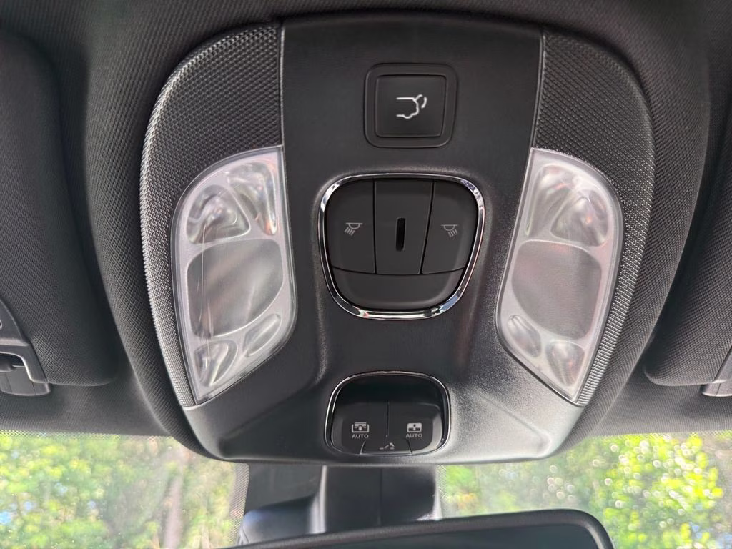 2025 Hydro Blue Pearlcoat Jeep Compass Latitude 4X4 SUV