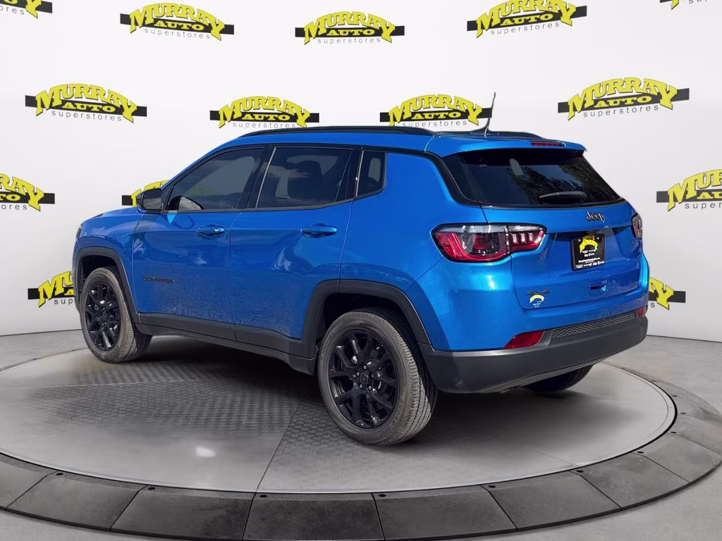 2025 Hydro Blue Pearlcoat Jeep Compass Latitude 4X4 SUV