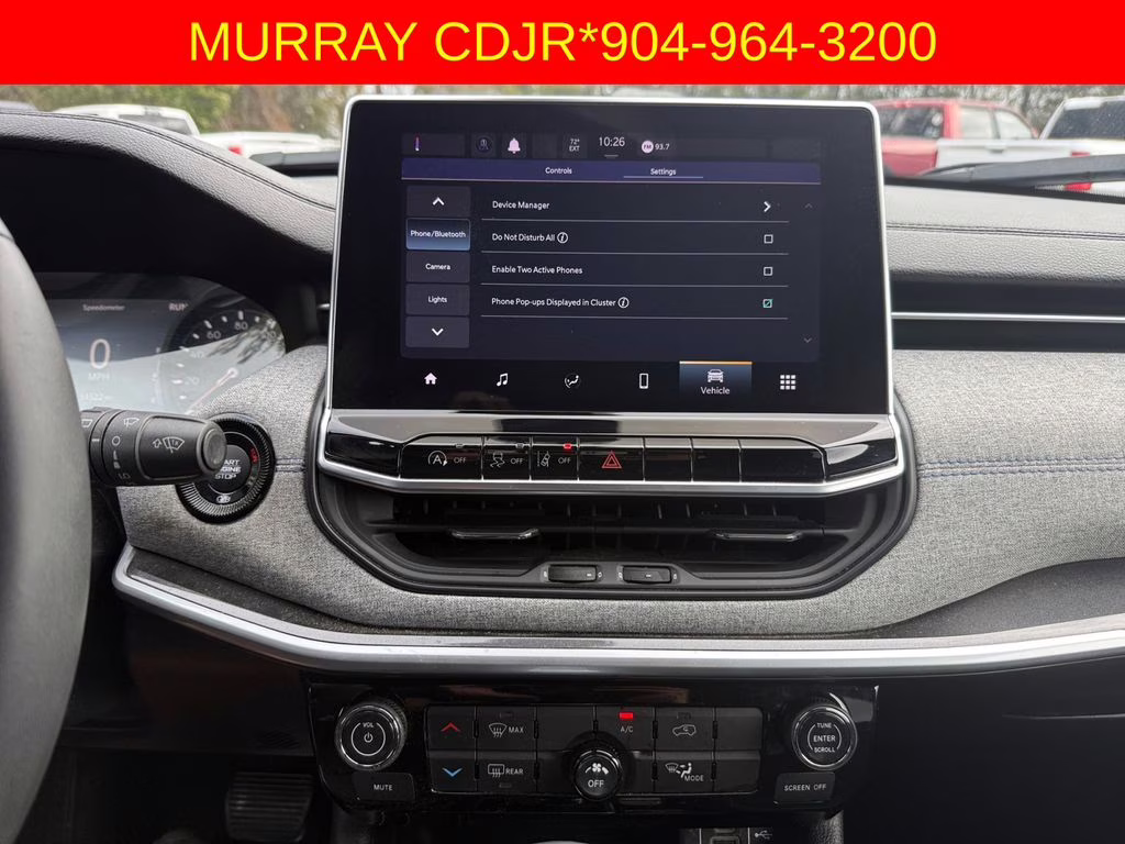 2024 Bright White Clearcoat Jeep Compass Latitude 4X4 SUV