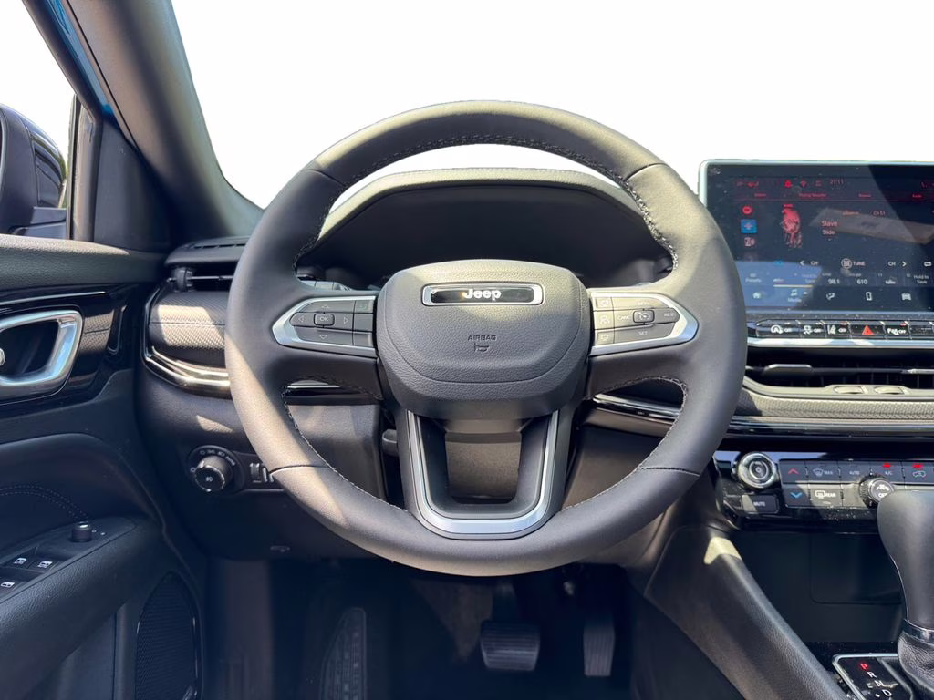 2025 Hydro Blue Pearlcoat Jeep Compass Limited 4X4 SUV