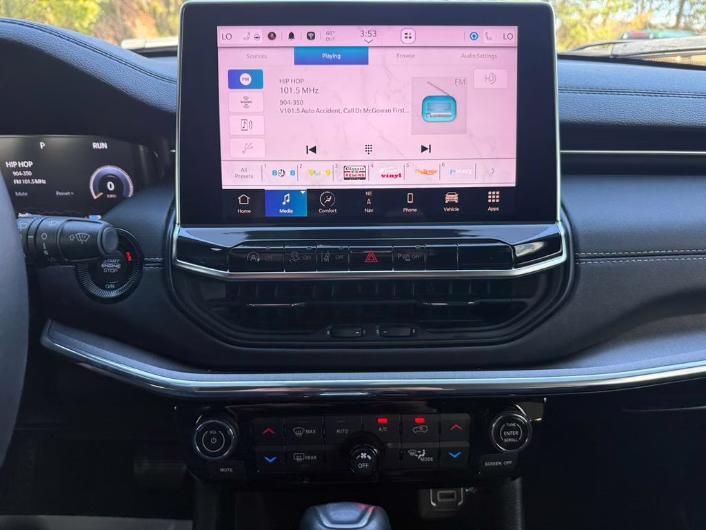 2023 Bright White Clearcoat Jeep Compass High Altitude 4X4 SUV