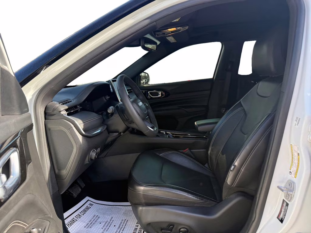 2023 Bright White Clearcoat Jeep Compass High Altitude 4X4 SUV