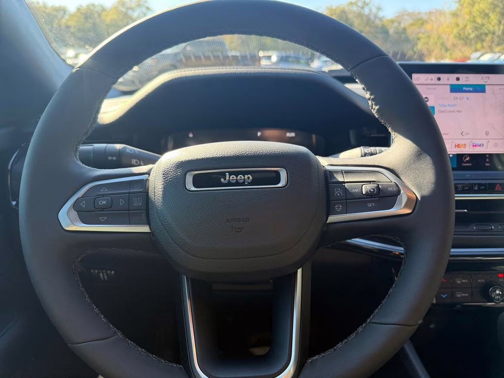 2026 Bright White Clearcoat Jeep Compass Limited 4X4 SUV