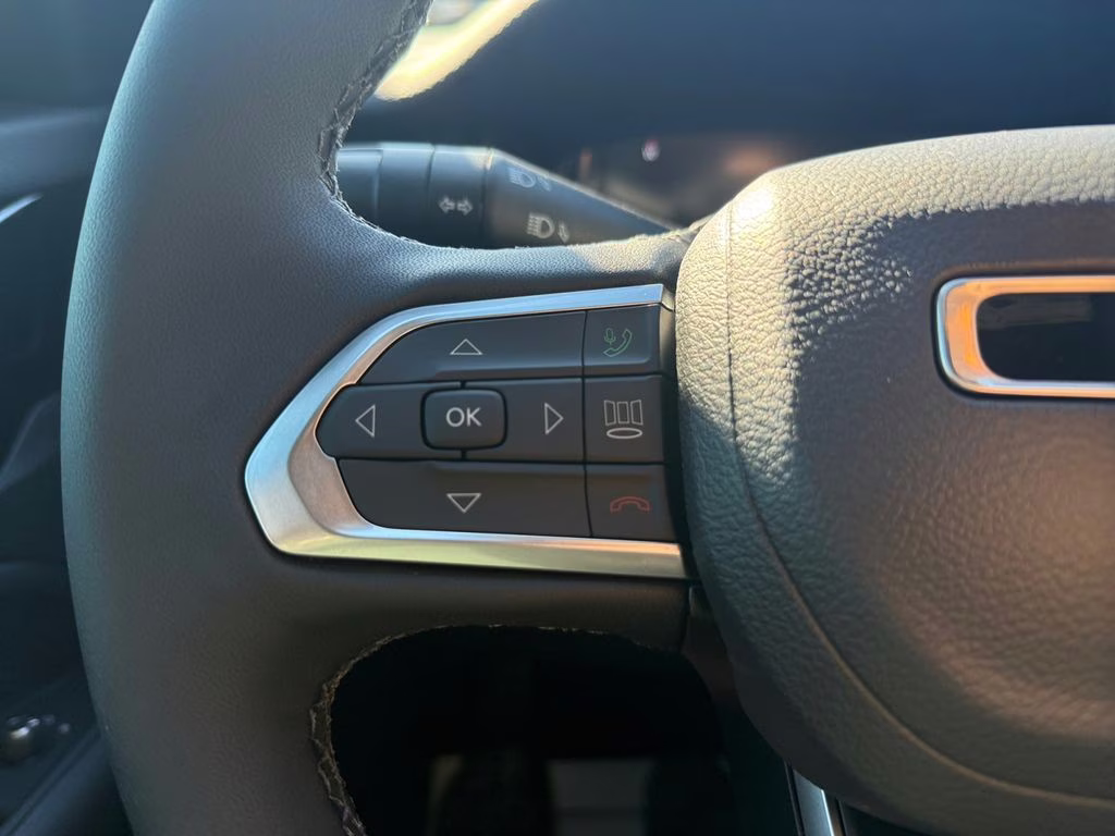 2026 Bright White Clearcoat Jeep Compass Limited 4X4 SUV