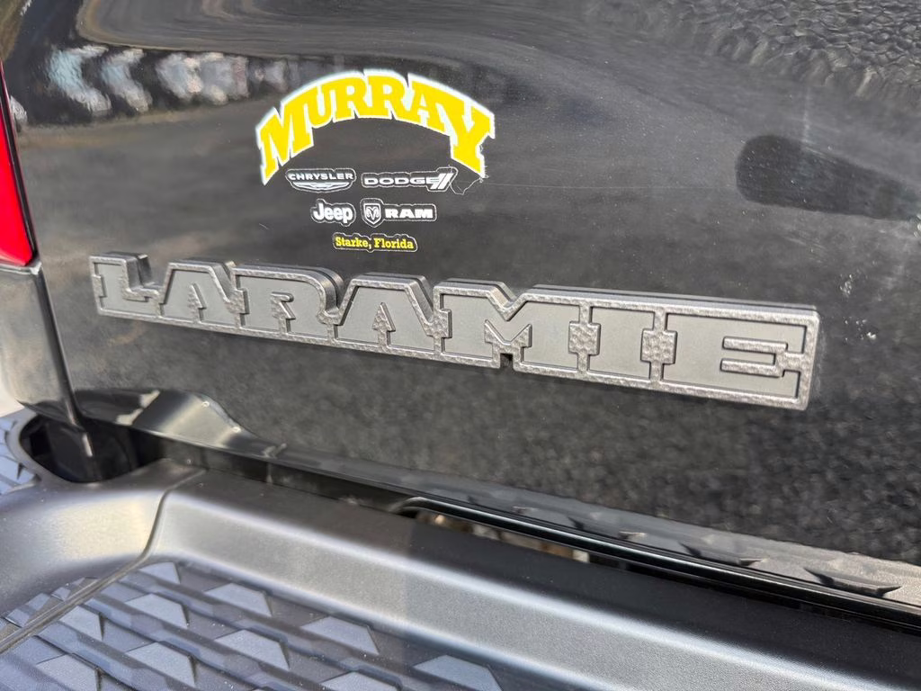 2025 Diamond Black Crystal Pearlcoat Ram 2500 Laramie 4X4 Truck