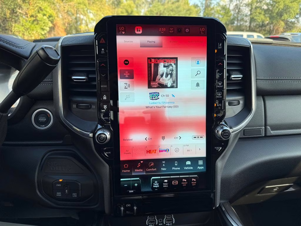 2025 Diamond Black Crystal Pearlcoat Ram 2500 Laramie 4X4 Truck