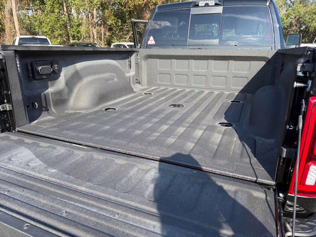 2025 Diamond Black Crystal Pearlcoat Ram 2500 Laramie 4X4 Truck