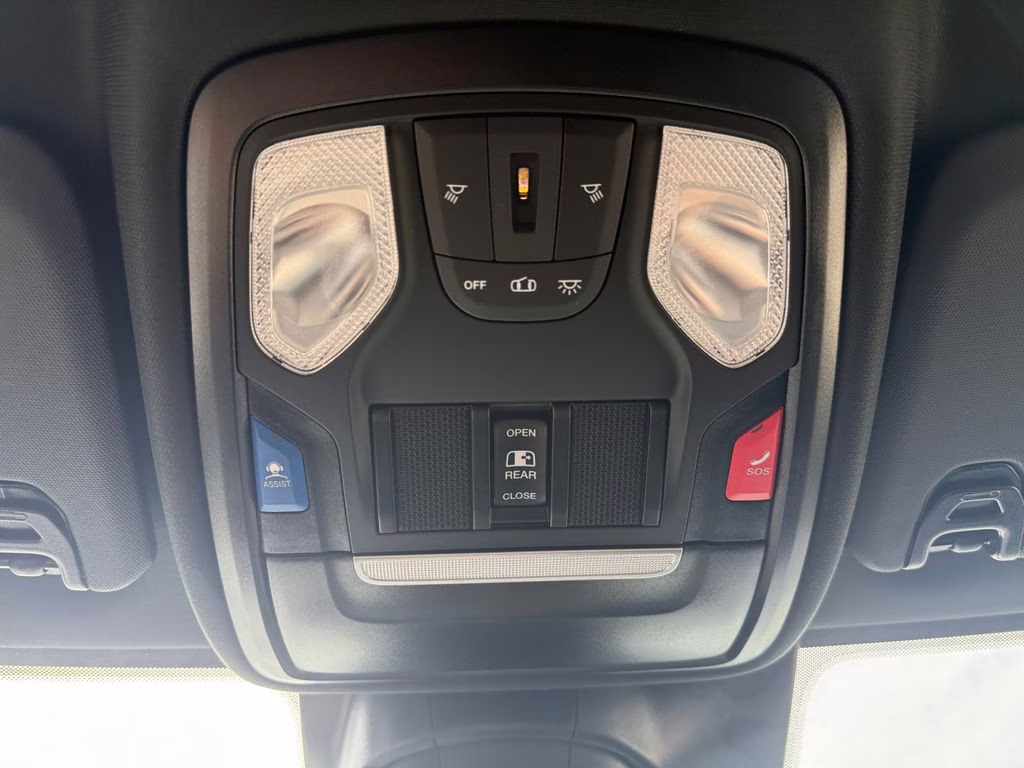 2026 Bright White Clearcoat Ram 2500 Tradesman 4X4 Truck