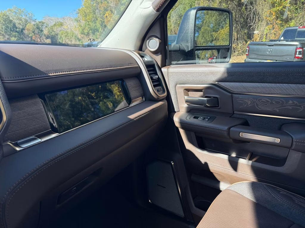 2026 Bright White Clearcoat Ram 2500 Limited Longhorn 4X4 Truck