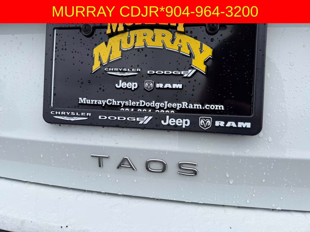 2024 Pure White Volkswagen Taos 1.5T SE FWD SUV