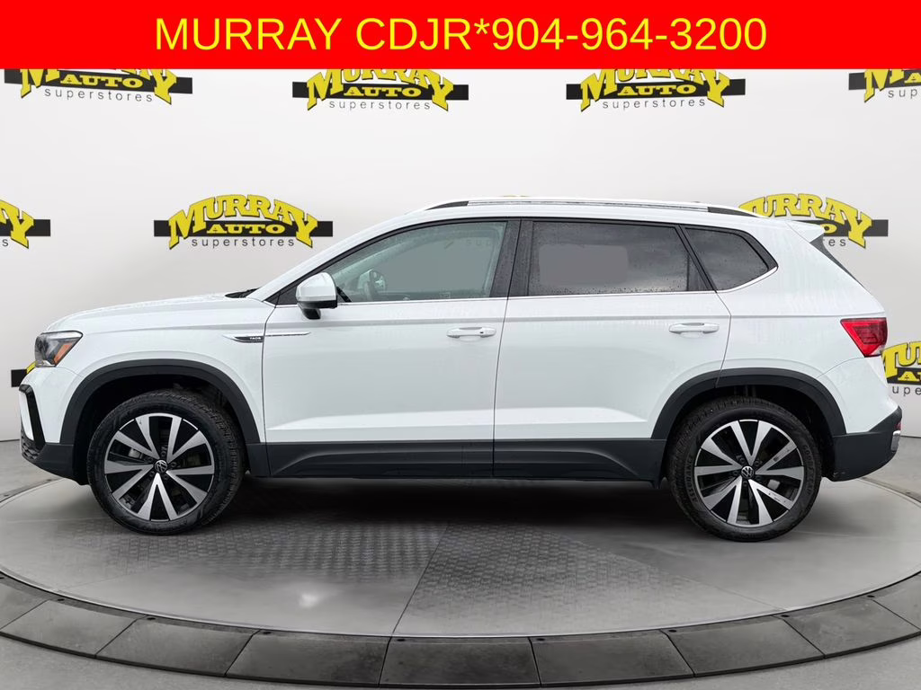 2024 Pure White Volkswagen Taos 1.5T SE FWD SUV