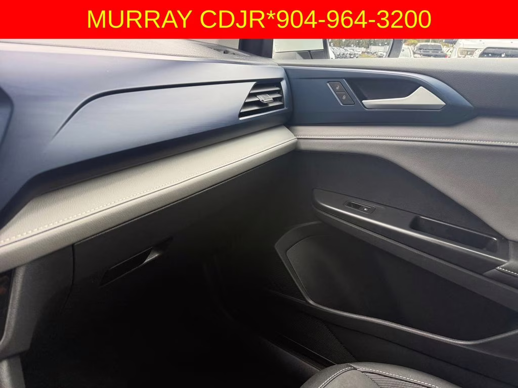 2024 Pure White Volkswagen Taos 1.5T SE FWD SUV