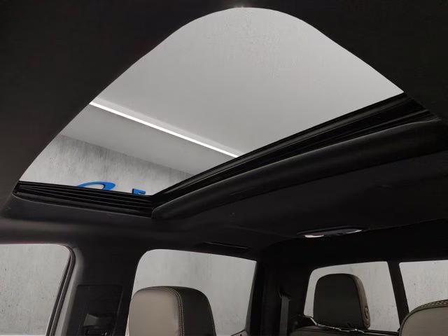 2023 Summit White Chevrolet Colorado ZR2 4X4 Truck