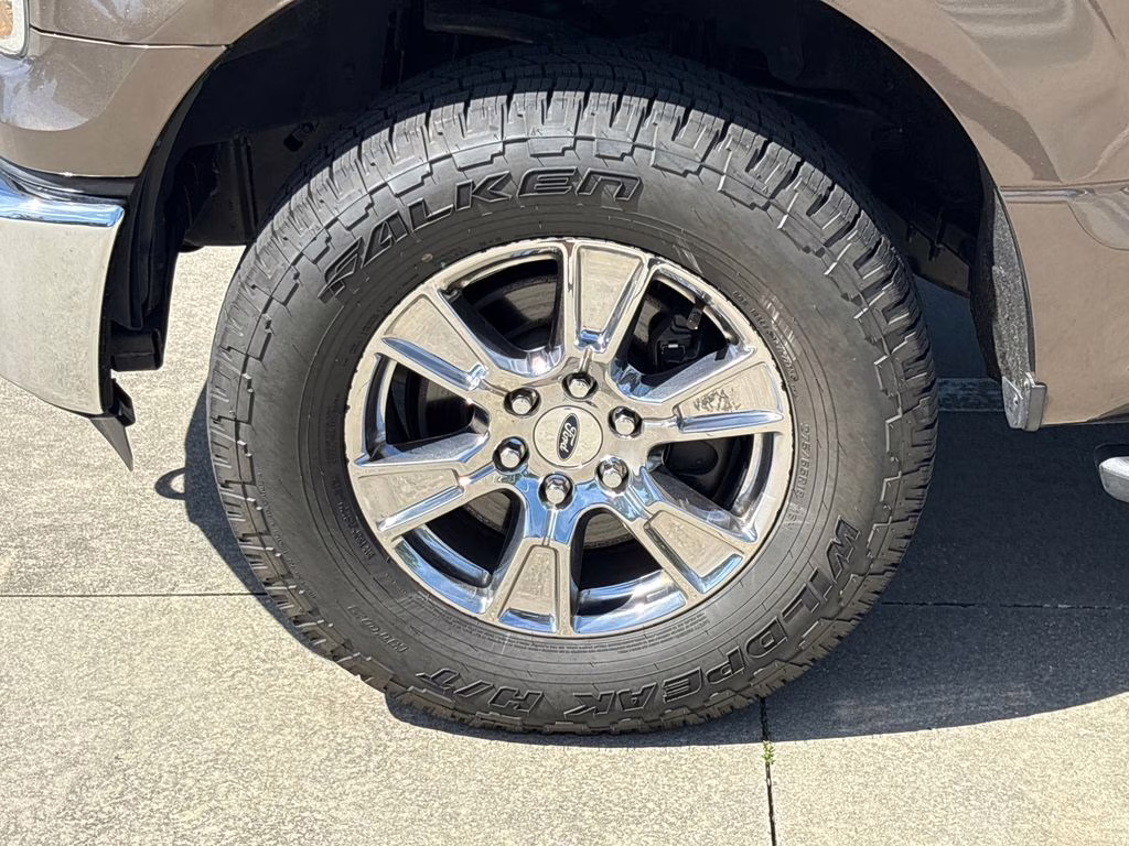 2016 Caribou Metallic Ford F-150 XLT 4X4 Truck