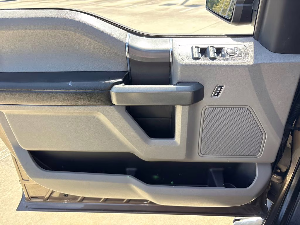 2016 Caribou Metallic Ford F-150 XLT 4X4 Truck