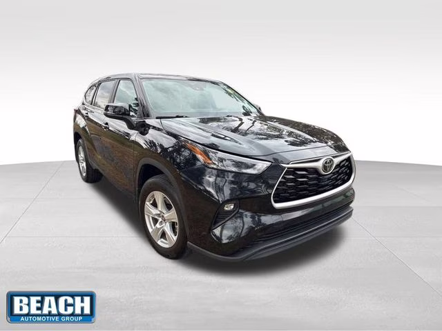 2024 Midnight Black Metallic Toyota Highlander LE AWD SUV