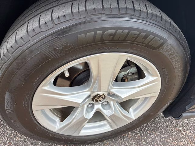 2024 Midnight Black Metallic Toyota Highlander LE AWD SUV