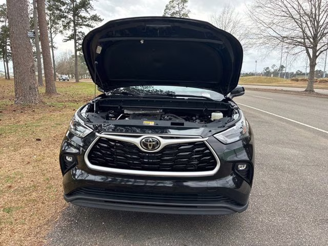 2024 Midnight Black Metallic Toyota Highlander LE AWD SUV