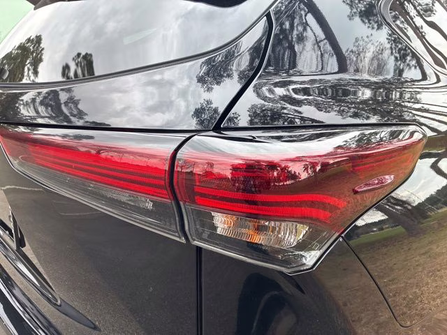2024 Midnight Black Metallic Toyota Highlander LE AWD SUV