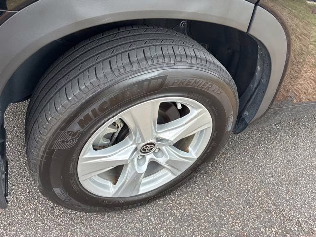 2024 Midnight Black Metallic Toyota Highlander LE AWD SUV