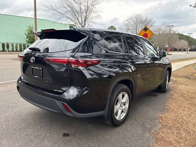 2024 Midnight Black Metallic Toyota Highlander LE AWD SUV