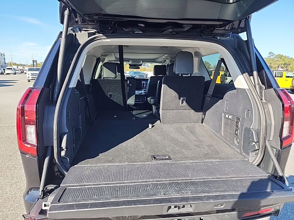 2025 Black Metallic Ford Expedition Max Active 4X4 SUV