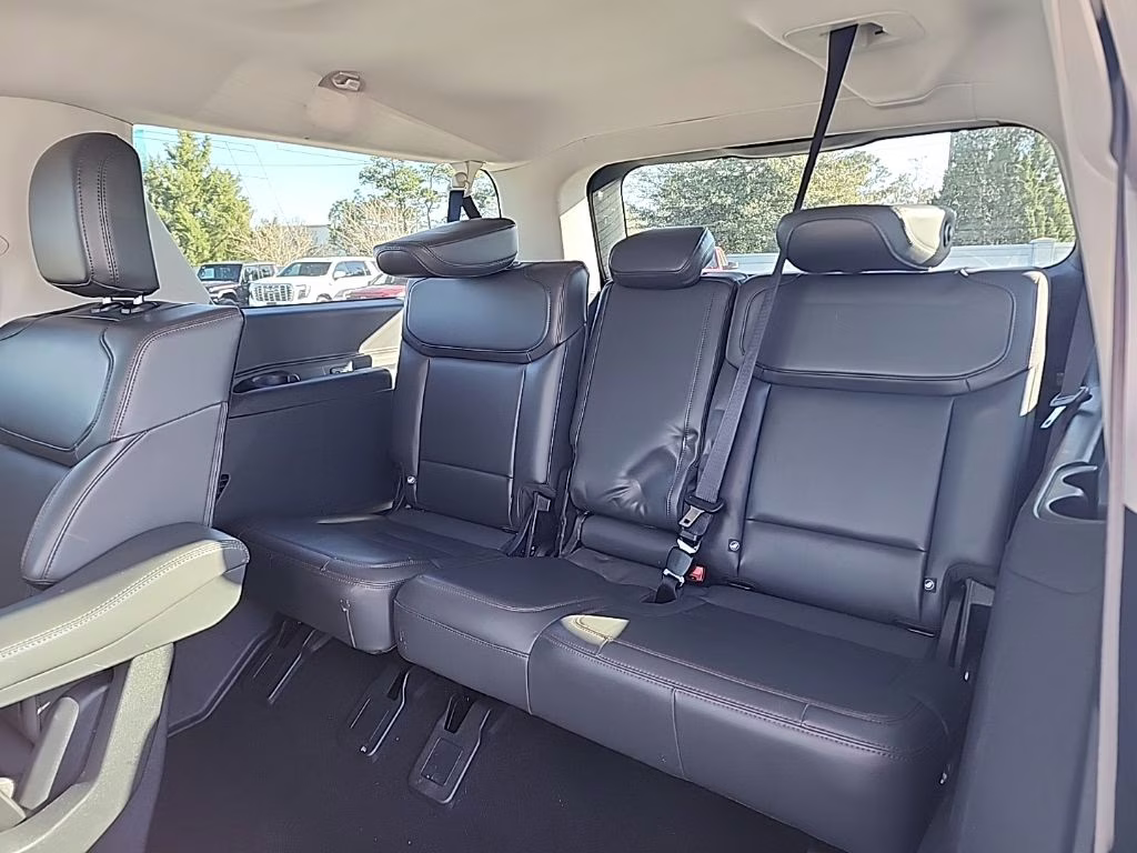2025 Black Metallic Ford Expedition Max Active 4X4 SUV