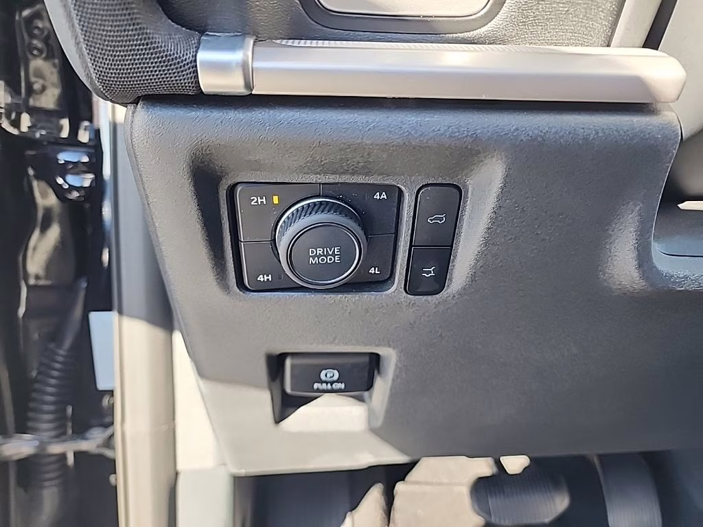 2025 Black Metallic Ford Expedition Max Active 4X4 SUV