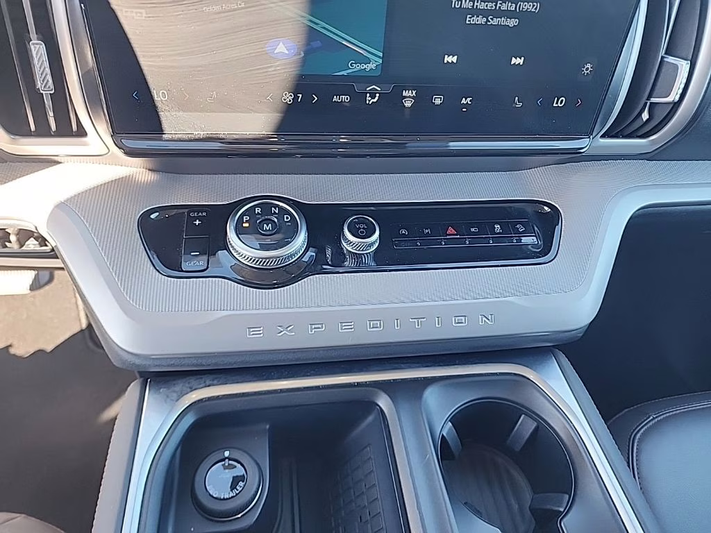 2025 Black Metallic Ford Expedition Max Active 4X4 SUV