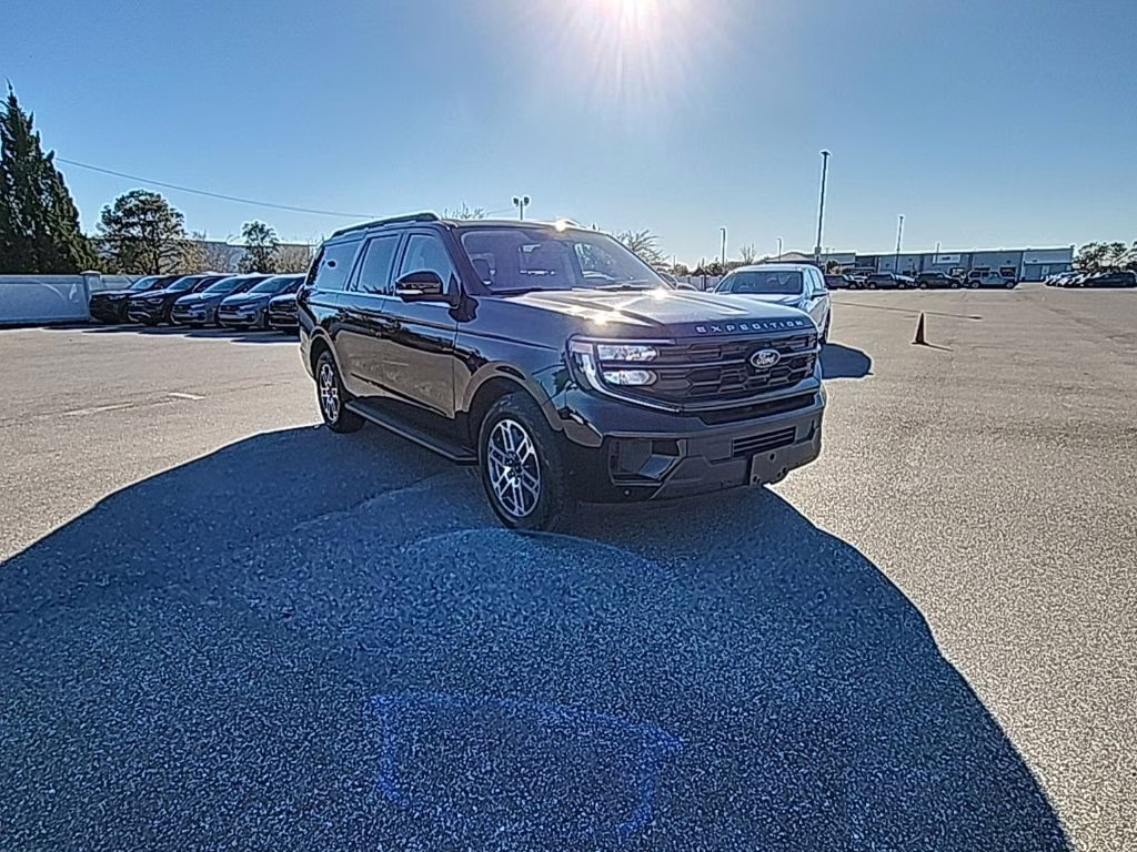 2025 Black Metallic Ford Expedition Max Active 4X4 SUV