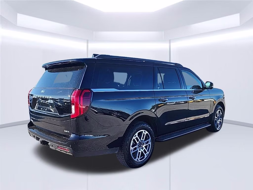 2025 Black Metallic Ford Expedition Max Active 4X4 SUV