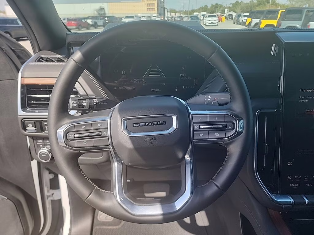 2025 Summit White GMC Yukon XL Denali 4X4 SUV
