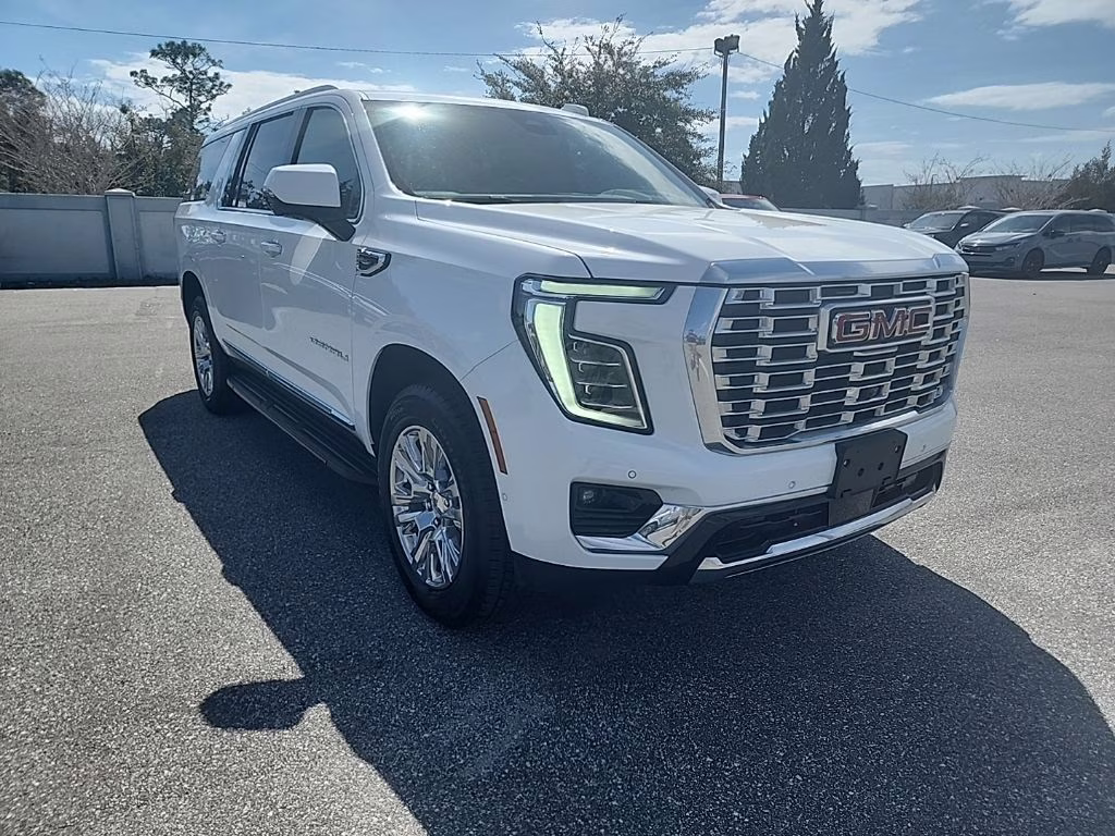2025 Summit White GMC Yukon XL Denali 4X4 SUV