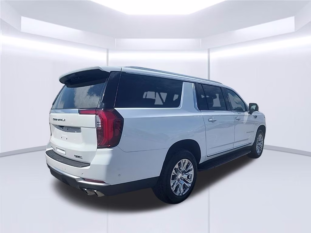 2025 Summit White GMC Yukon XL Denali 4X4 SUV