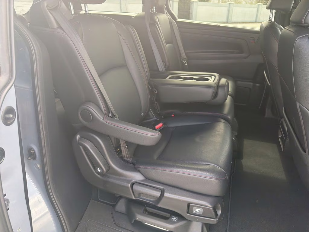 2025 White Honda Odyssey Sport-L FWD Van