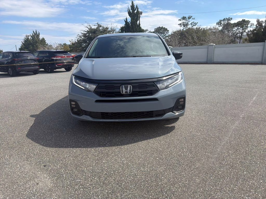 2025 White Honda Odyssey Sport-L FWD Van