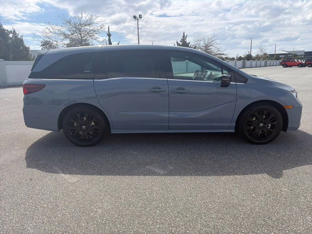 2025 White Honda Odyssey Sport-L FWD Van
