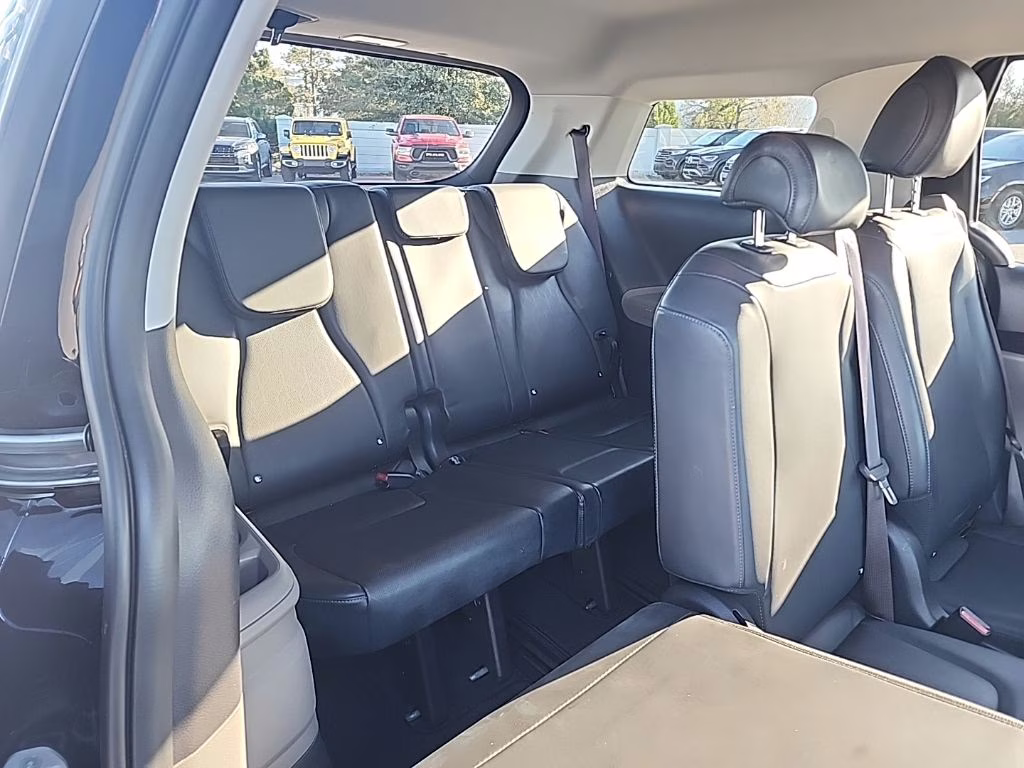 2025 Deep Chroma Blue Kia Carnival LXS FWD Van