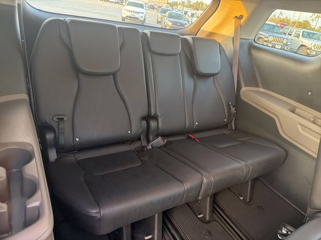 2025 Panthera Metal Kia Carnival LXS FWD Van