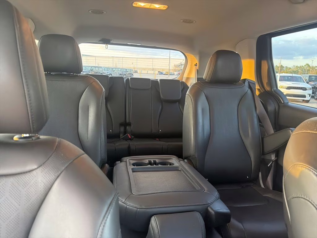 2025 Panthera Metal Kia Carnival LXS FWD Van