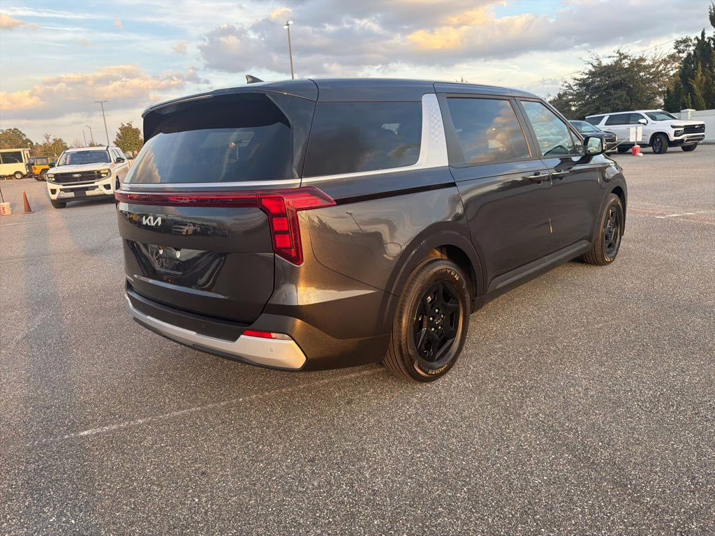 2025 Panthera Metal Kia Carnival LXS FWD Van