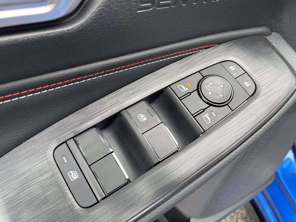 2026 Bluestone Pearl/Super Blk Nissan Sentra SR FWD Sedan