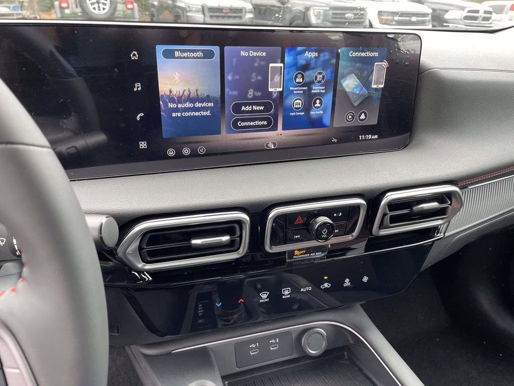 2026 Bluestone Pearl/Super Blk Nissan Sentra SR FWD Sedan