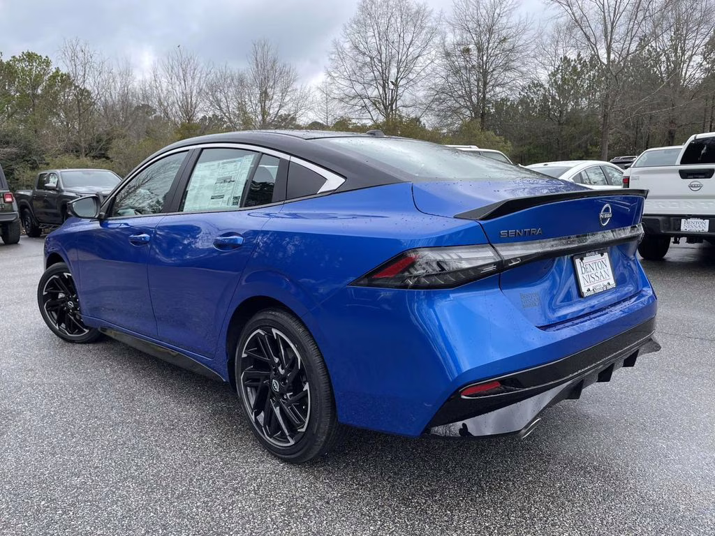 2026 Bluestone Pearl/Super Blk Nissan Sentra SR FWD Sedan