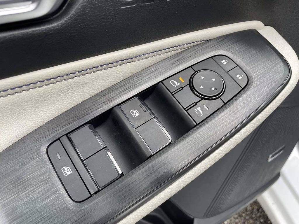 2026 Aspen White Tricoat Nissan Sentra SL FWD Sedan