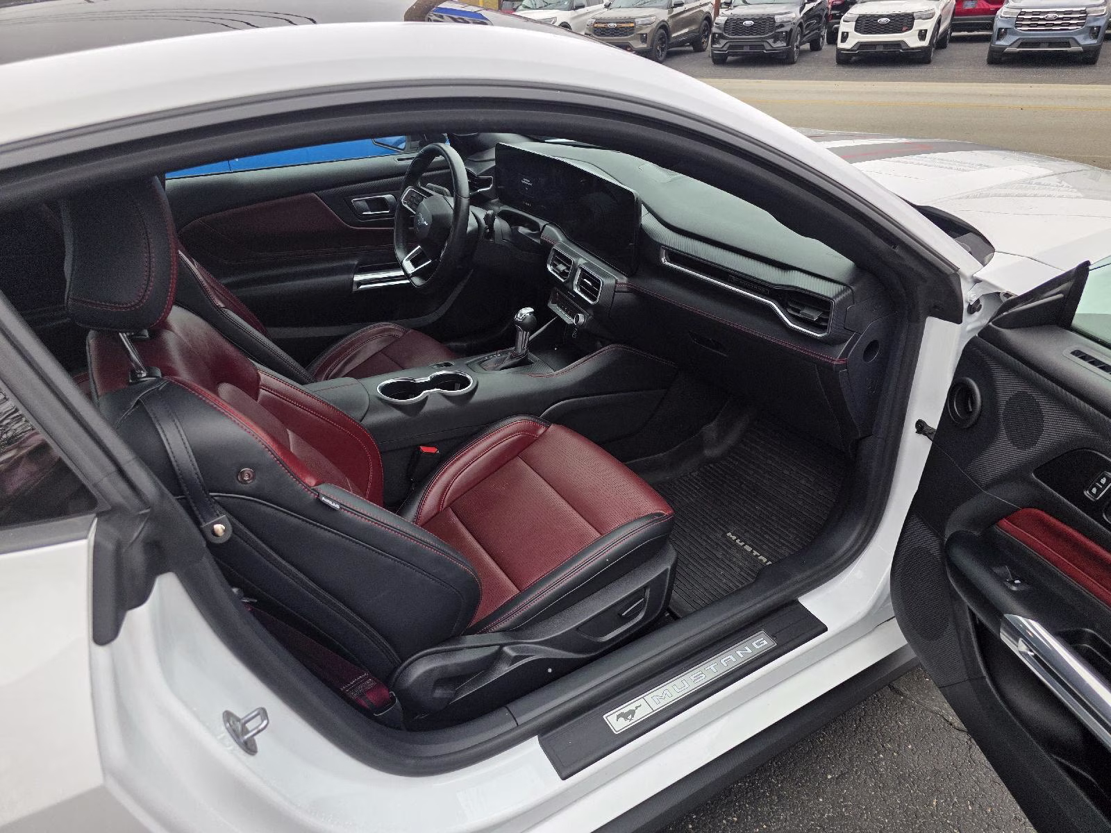 2025 Oxford White Ford Mustang EcoBoost Premium RWD Fastback