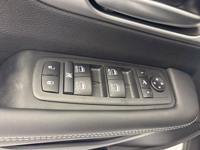 2026 Silver Mist Clearcoat Chrysler Pacifica Limited AWD Van