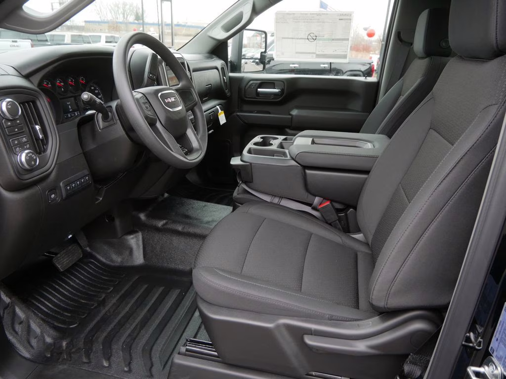 2026 Onyx Black GMC Sierra 3500HD Pro 4X4 Truck