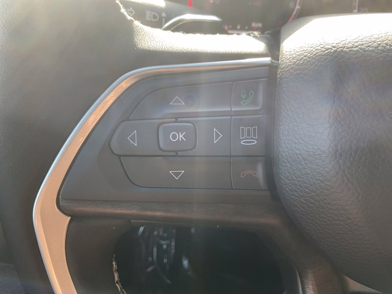 2026 Bright White Clearcoat Jeep Grand Cherokee Limited 4X4 SUV