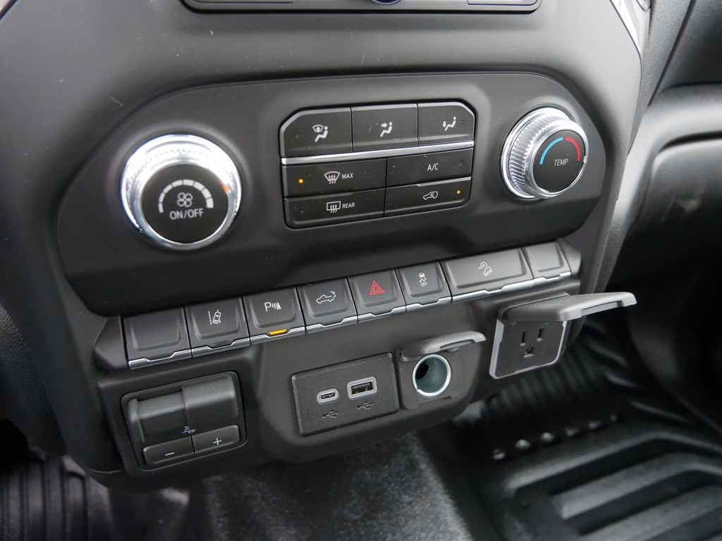 2026 Onyx Black GMC Sierra 3500HD Pro 4X4 Truck